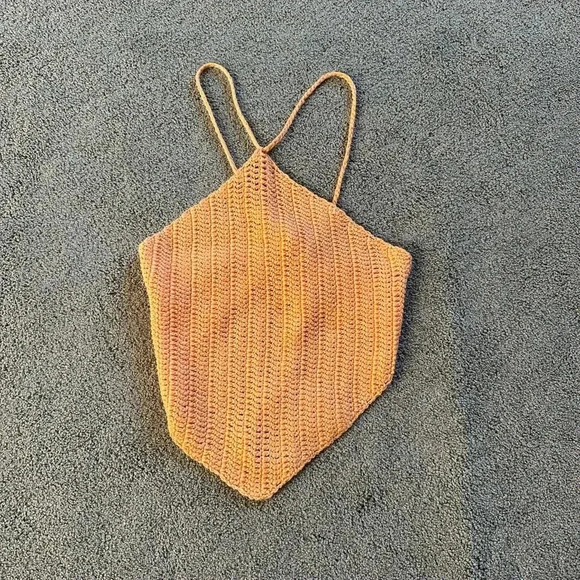 PRINCESS POLLY CROP TOP - Picture 3 of 8